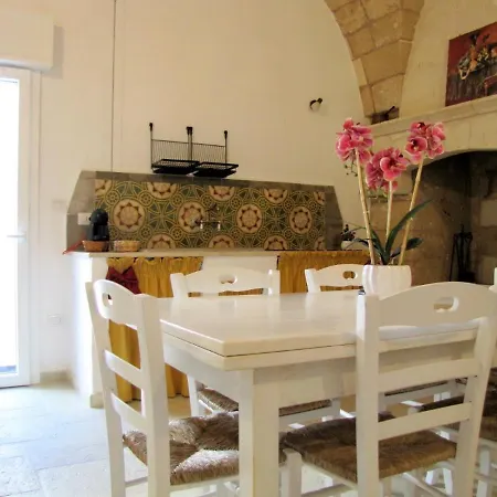 La Vecchia Grotta *