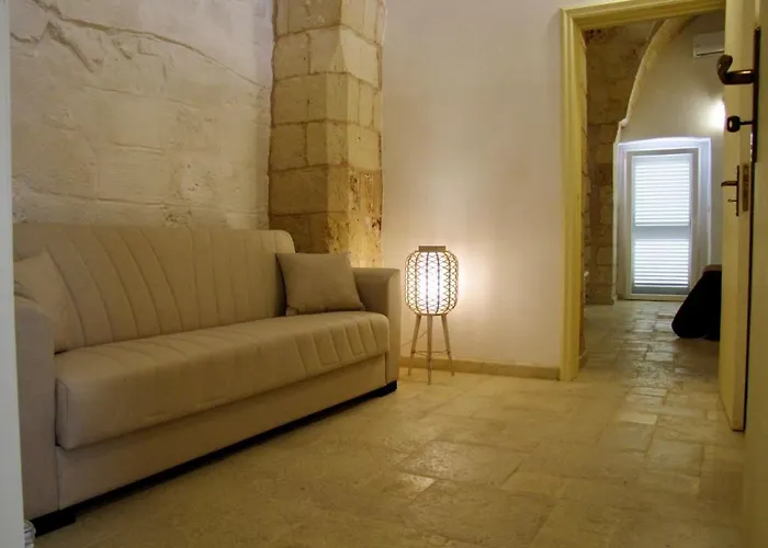 La Vecchia Grotta مارودجو