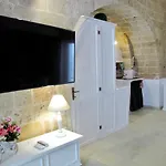 La Vecchia Grotta مارودجو