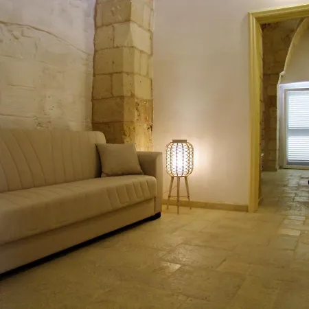 La Vecchia Grotta Maruggio
