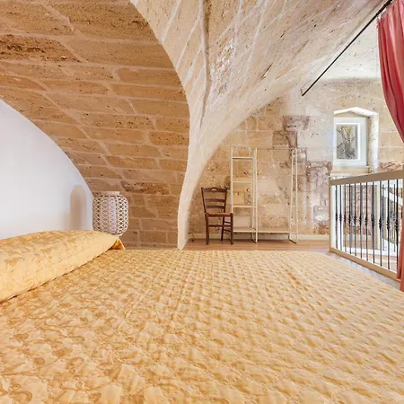 La Vecchia Grotta By Barbarhouse *