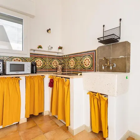 Apartament La Vecchia Grotta By Barbarhouse