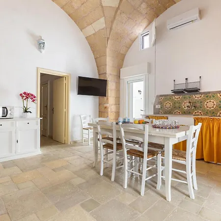 La Vecchia Grotta By Barbarhouse * Maruggio